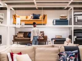 Bernie & Phyl’s Going Out of Business?